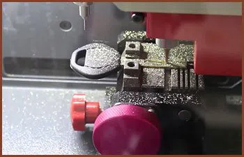 Fairview OR Locksmith Store Fairview, OR 503-334-0595 - 11-key-cutting3